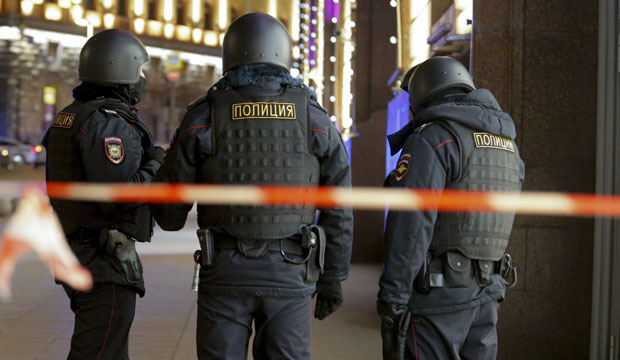 Пуцњава у Москви однела још један живот: Официр ФСБ подлегао повредама